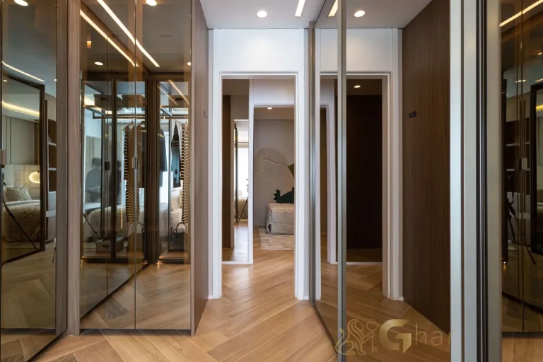 Closet da suíte master no Bosque Pitangueiras Jardim das Perdizes