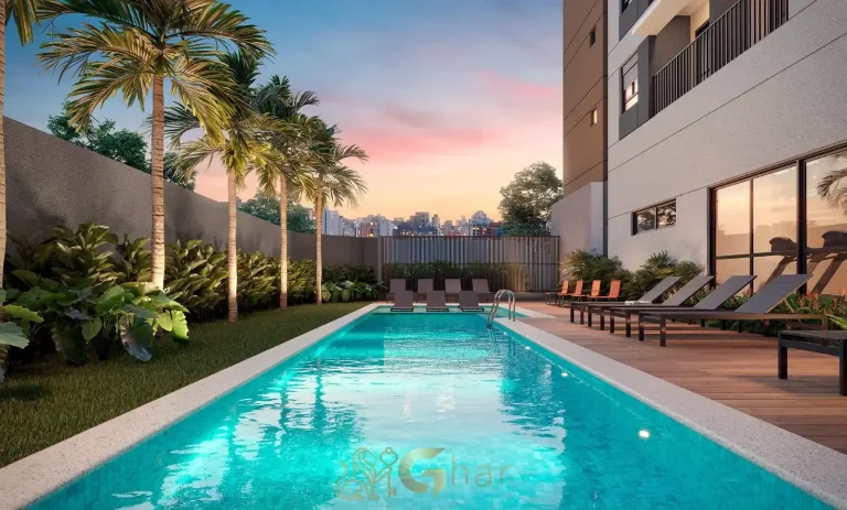 Piscina do condomínio QG Vila Nova Conceição by You,Inc em São Paulo