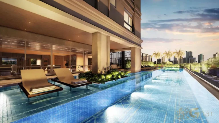 Área externa com piscina de 20 metros no Splend Moema