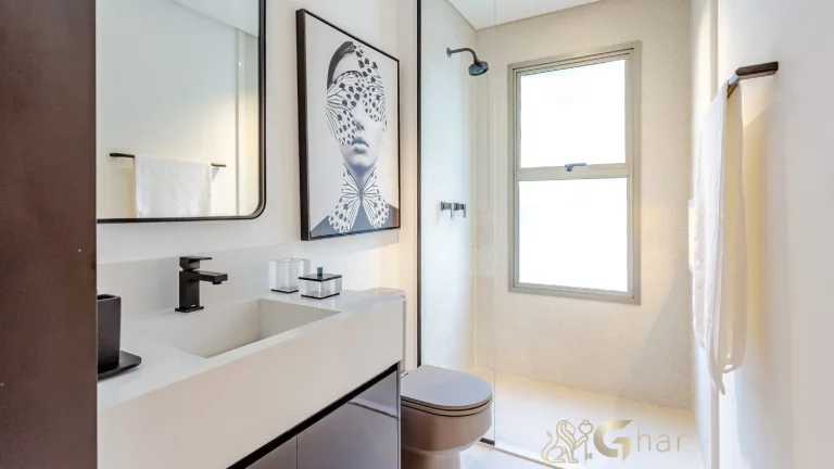 Banheiro da quarta suíte decorada no The View Ibirapuera