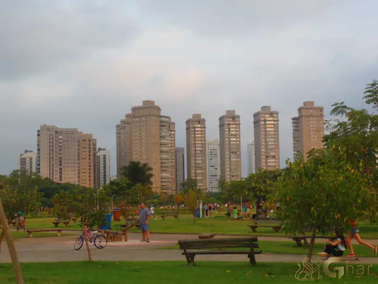 Parque e área de lazer no bairro Alto de Pinheiros na Zona Oeste de São Paulo