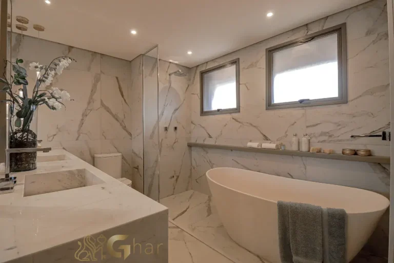 Banheiro da suíte master decorada do apartamento de 178 m² no Mirant Ibirapuera