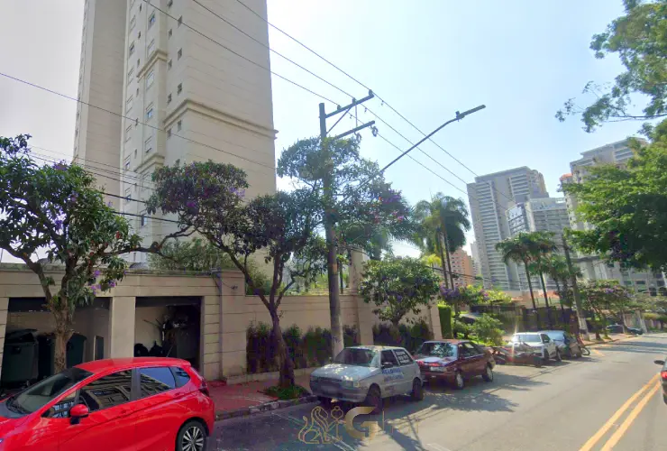 Ruas arborizadas do bairro Nova Klabin na Zona Sul de São Paulo