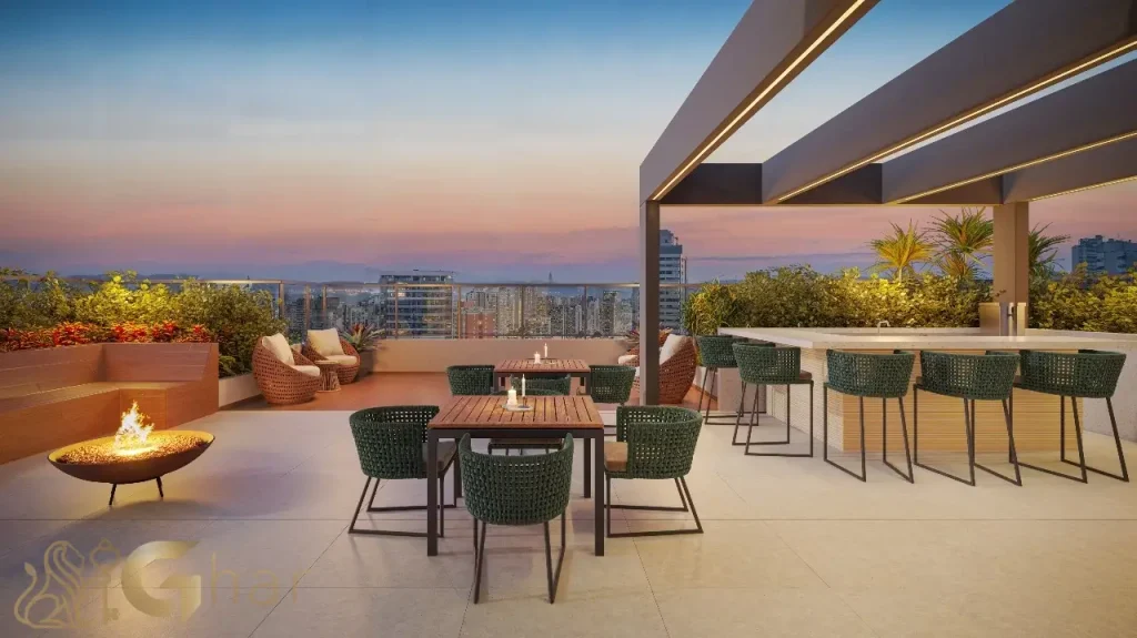 O salão de jogos do The Collection Vila Mariana oferece diversão e interação com mesas de sinuca, jogos eletrônicos e lounge moderno, ideal para momentos de lazer e descontração entre amigos.