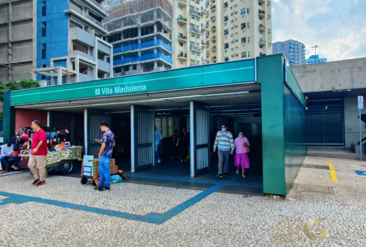 Entrada da Estação Vila Madalena do Metrô na Zona Oeste de São Paulo