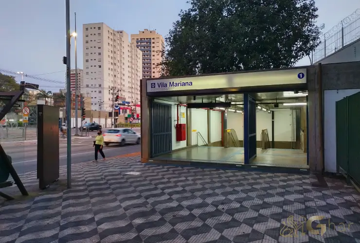 Entrada da Estação Vila Mariana do Metrô na Zona Sul de São Paulo