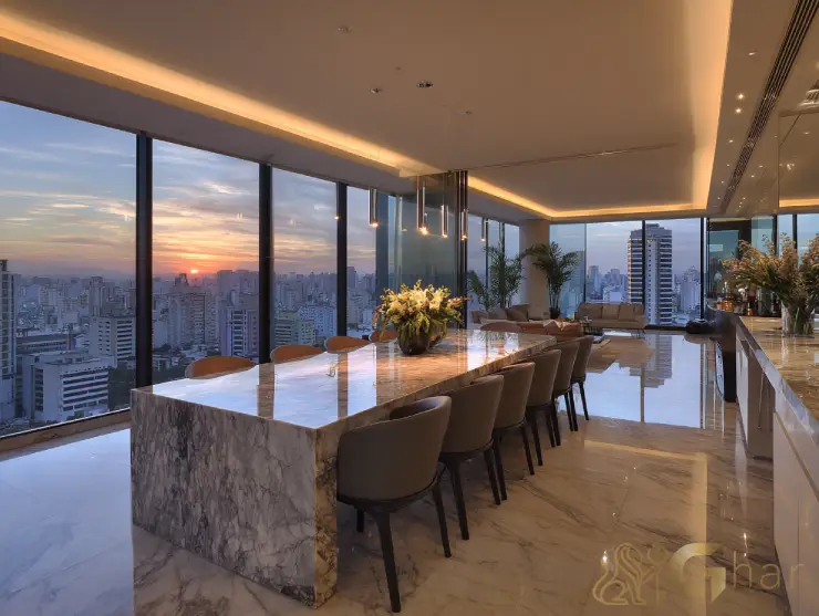 Sala de jantar integrada a varanda em imóvel em São Paulo