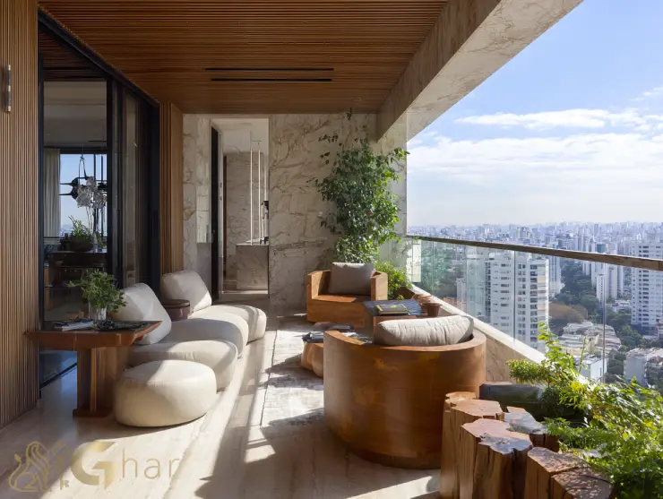 Varanda decorada com vista panorâmica em apartamento na Parada Inglesa