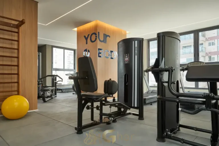 Academia de musculação do condomínio Máden Vila Madalena com equipamentos modernos