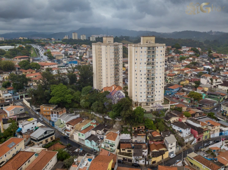 Vista aérea do bairro Pirituba na Zona Norte de São Paulo com casas e prédios residenciais
