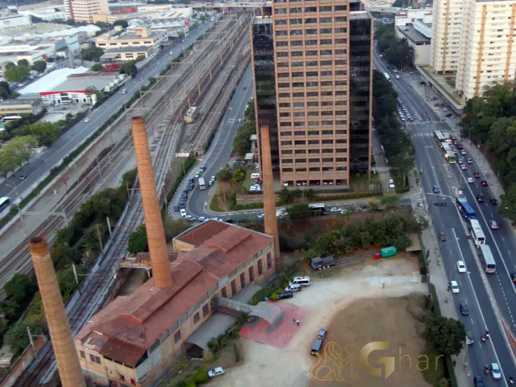 Vista aérea da Casa das Caldeiras na Avenida Francisco Matarazzo, bairro Água Branca