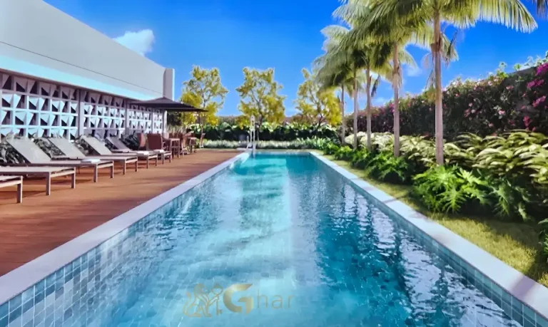 Piscina do condomínio Autoria MAC Fagundes Filho em São Judas com lazer moderno e vista urbana