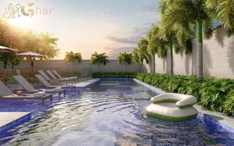 Piscina com deck molhado no condomínio Cidade Mooca San Marco na Mooca em São Paulo