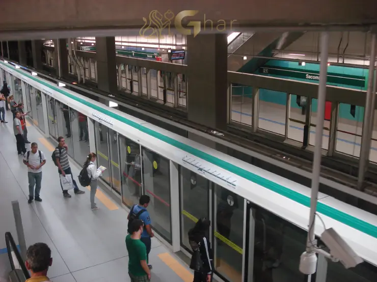 Estação Sacomã do metrô que atende o bairro Sacomã em São Paulo
