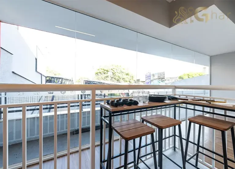 Varanda de apartamento em condomínio residencial no Belém Zona Leste de São Paulo