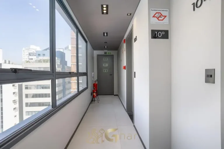 Corredor social do condomínio Step Up Paraíso em São Paulo