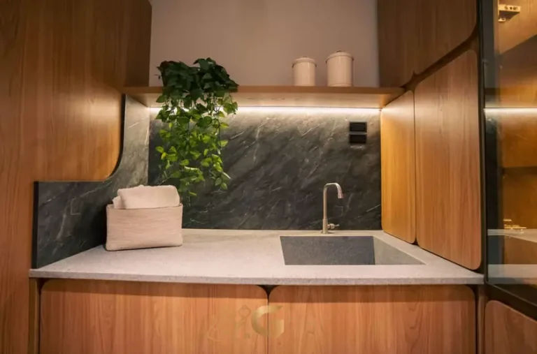 Área de serviço com infraestrutura para tanque do decorado do condomínio Unique Fit Vila Mariana no bairro da Vila Mariana, São Paulo