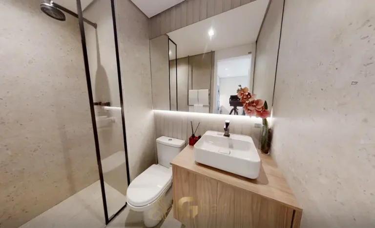 Banheiro com acabamentos premium do decorado em apartamentos no bairro da Bela Vista, São Paulo