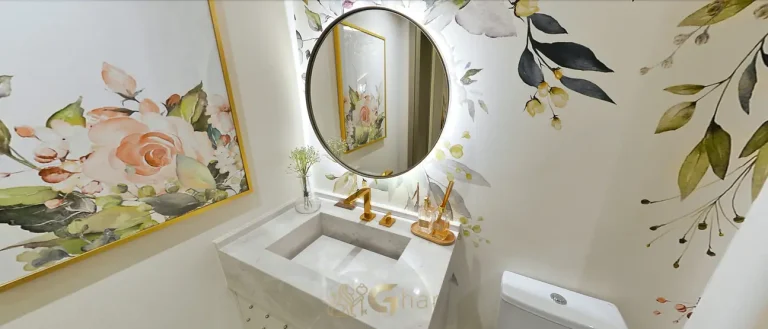 Banheiro da suíte de menina do condomínio Palace no bairro do Brás, São Paulo