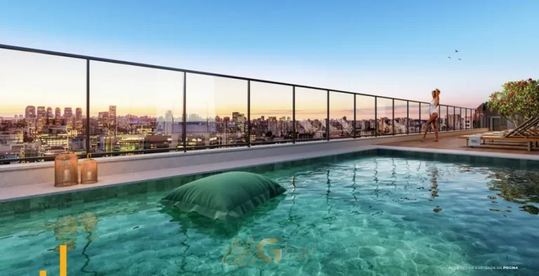 Piscina com solário no rooftop em condomínio residencial no bairro da Bela Vista, no Centro de São Paulo