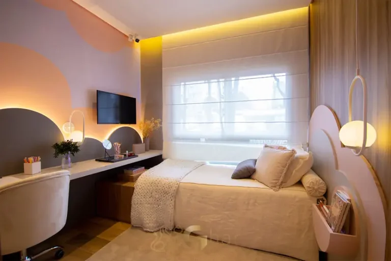 Quarto adicional com marcenaria planejada do apartamento decorado do condomínio Ledge Brooklin no bairro do Brooklin em São Paulo
