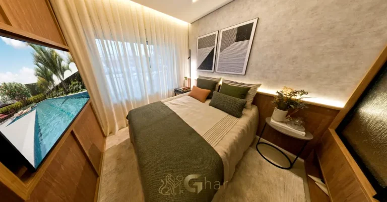 Quarto de casal com cama e marcenaria do decorado em condomínio residencial no bairro do Tatuapé, na Zona Leste de São Paulo
