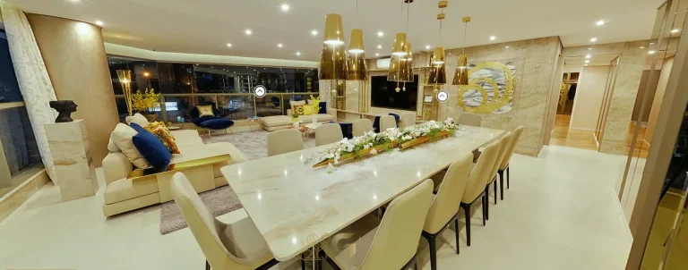 Sala de estar com paleta Versace em apartamentos no bairro de Moema, São Paulo