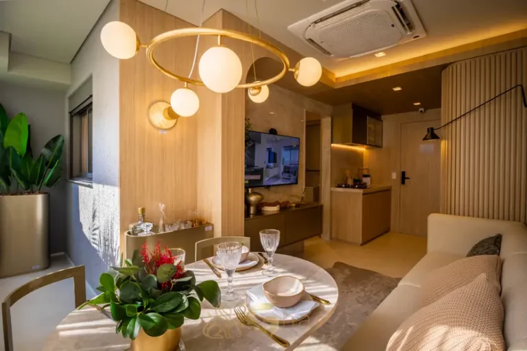 Sala de jantar integrada ao living do decorado em apartamentos no bairro do Paraíso, São Paulo