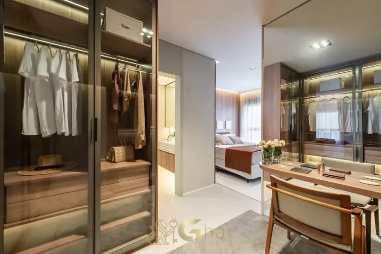 Suíte master do apartamento decorado do condomínio Moma Moema no bairro de Moema, São Paulo