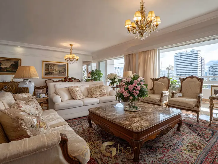 Apartamentos em avenida valorizada, São Paulo