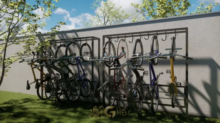 Bicicletário em condomínio residencial no bairro de Perus, na Zona Norte de São Paulo