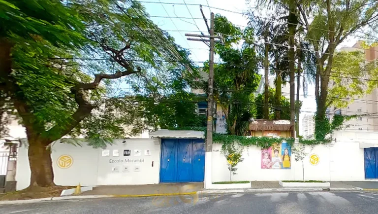 Escola pública próxima a escolas em Moema, São Paulo