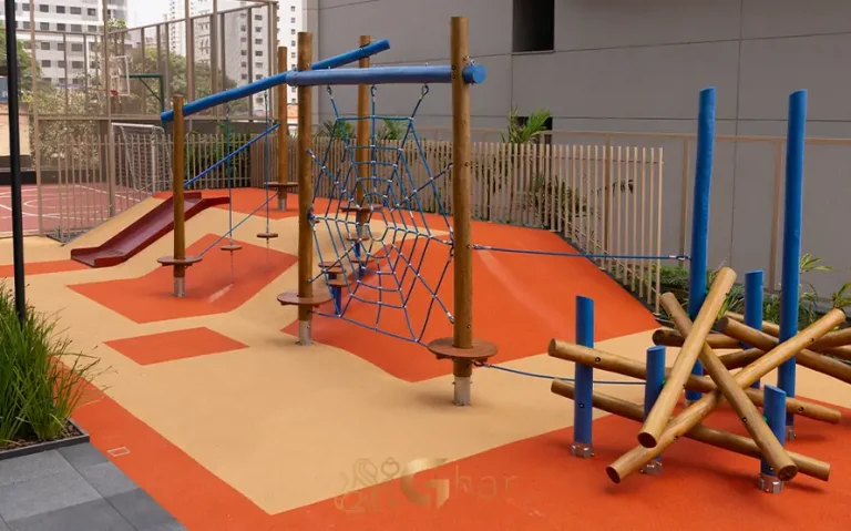 Playground infantil do condomínio Platô Perdizes no bairro de Perdizes, São Paulo