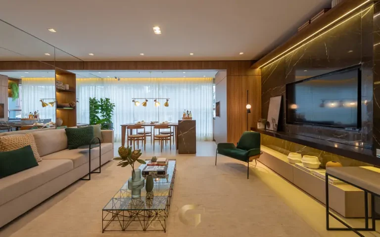 Sala de estar do apartamento decorado em condomínio residencial no bairro do Ibirapuera, na Zona Sul de São Paulo