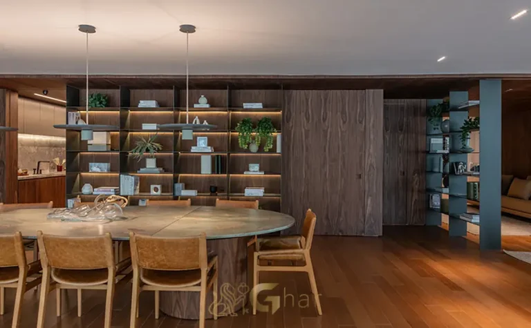 Sala de jantar do apartamento decorado em condomínio residencial no bairro da Vila Madalena, na Zona Oeste de São Paulo