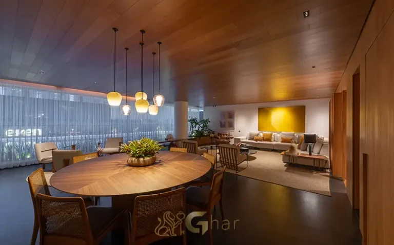 A sala de jantar do apartamento decorado do condomínio São Paulo Bay no bairro da Cidade Jardim, São Paulo