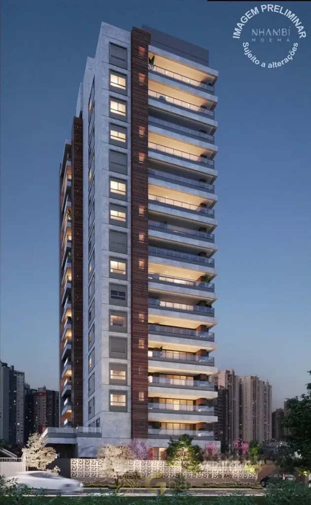 Fachada noturna do condomínio em condomínio residencial no bairro de Moema, na Zona Sul de São Paulo