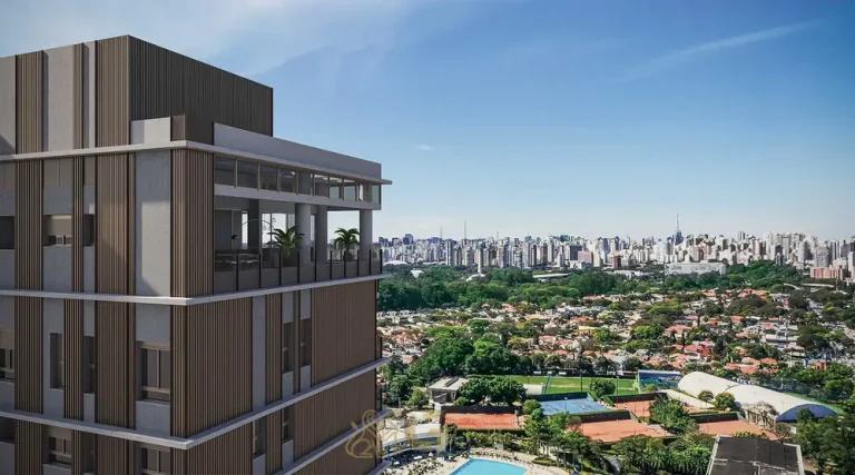 Fachada com varandas em condomínio residencial no bairro de Moema, na Zona Sul de São Paulo