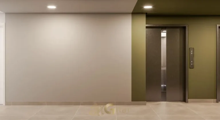 Hall dos elevadores em condomínio residencial no bairro da Vila Olímpia, na Zona Sul de São Paulo