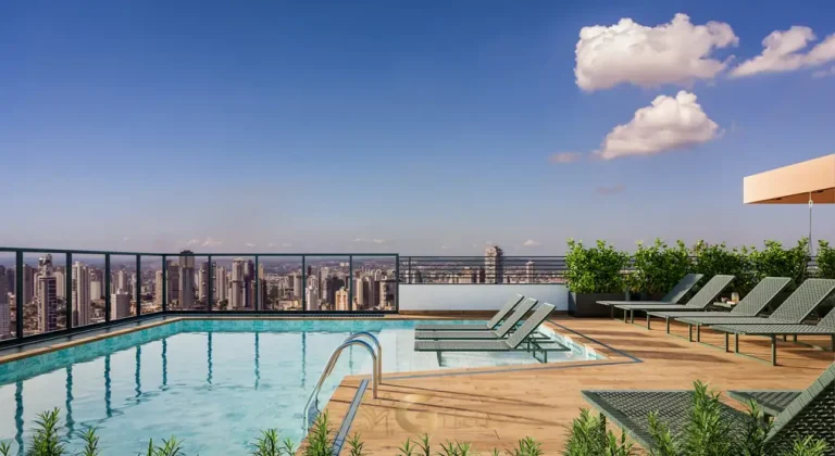 Piscina com deck molhado do condomínio Zenion no bairro da Vila Olímpia, São Paulo