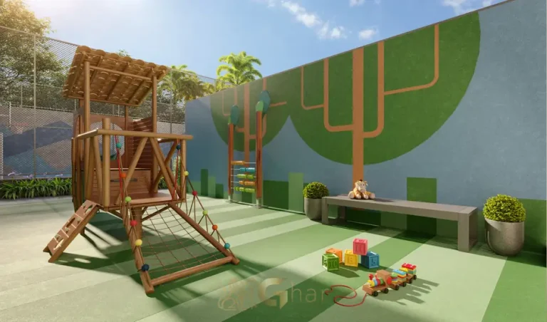 Playground em condomínio residencial no bairro de Moema, na Zona Sul de São Paulo