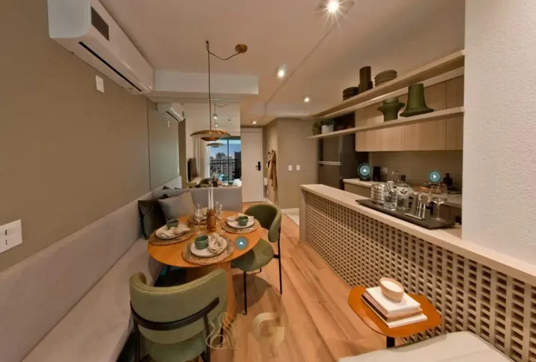 Sala do apartamento decorado em condomínio residencial no bairro de Moema, na Zona Sul de São Paulo