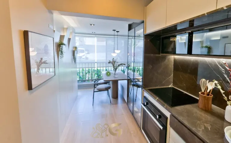 Sala de jantar do apartamento decorado do condomínio Nex One Jurupis no bairro de Moema, São Paulo