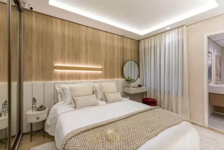 Suíte master do apartamento decorado do condomínio Autoral Moema Residences no bairro de Moema, São Paulo