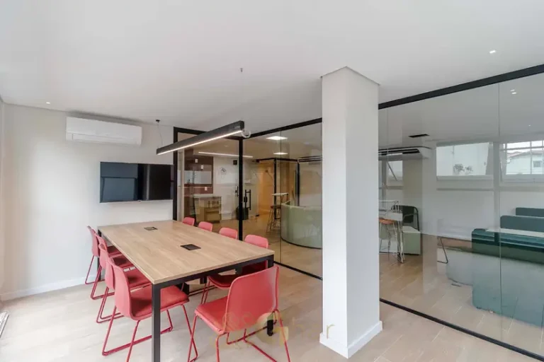 Coworking com estações de trabalho em apartamentos no Brooklin São Paulo