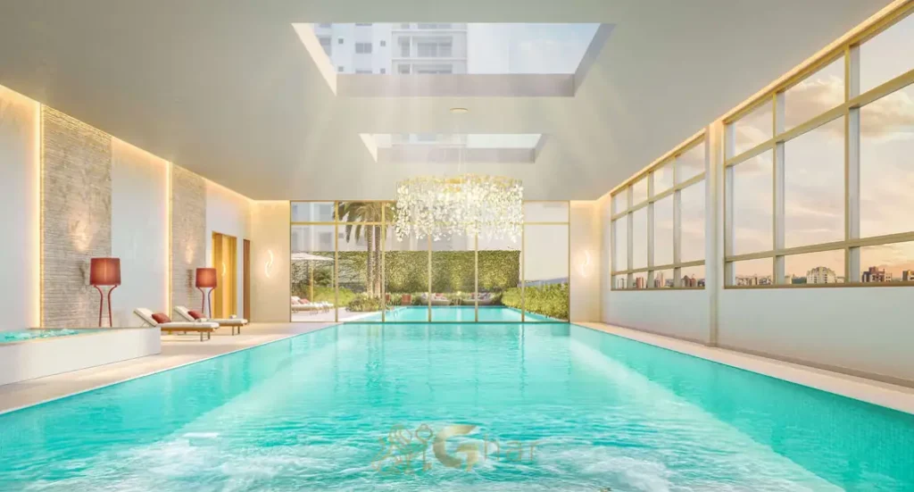 Piscina coberta para lazer e bem-estar em apartamentos no Brooklin, São Paulo