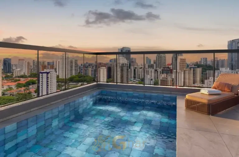 Piscina privativa da unidade duplex decorada em condomínio residencial no Brooklin Zona Sul de São Paulo