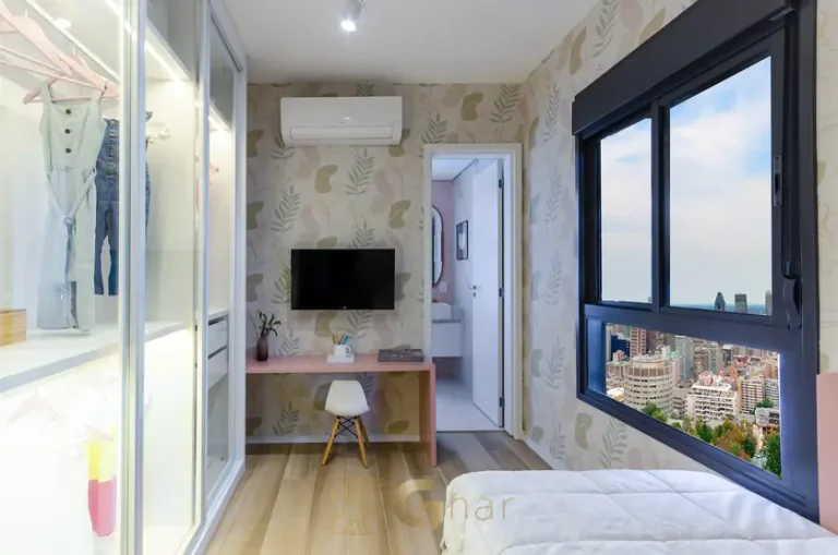 Suíte infantil feminina do apartamento decorado em condomínio residencial no bairro do Brooklin, na Zona Sul de São Paulo
