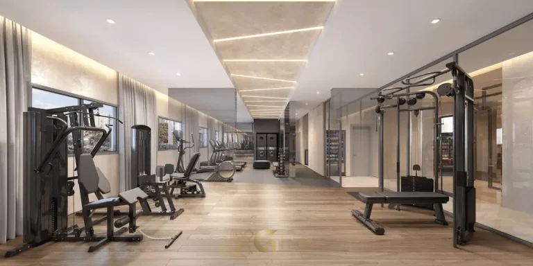 Academia com equipamentos para exercícios em condomínio residencial no bairro do Campo Belo, na Zona Sul de São Paulo