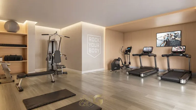 Espaço fitness na área de lazer elevada do condomínio Triu 1722 no bairro do Campo Belo, São Paulo
